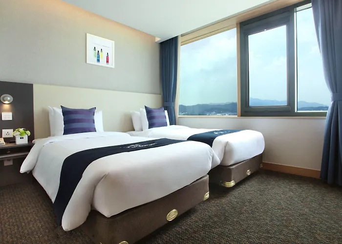 Skypark Kingstown Dongdaemun 4*