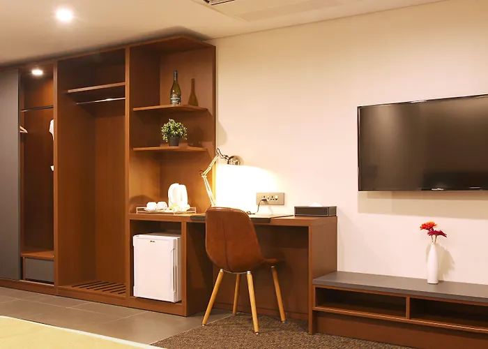 Skypark Kingstown Dongdaemun Hotel 4*